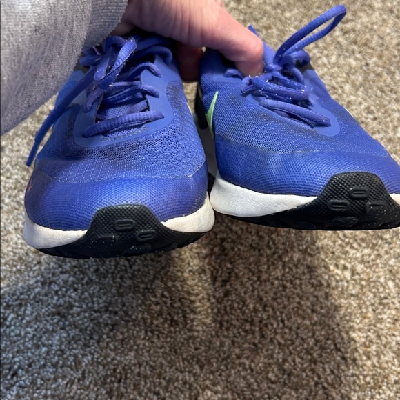 Nike Kids Royal Blue Sneakers - Picture 4 of 11